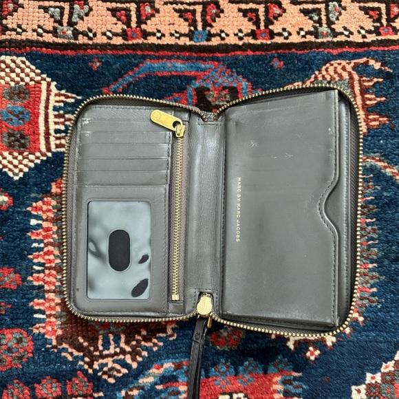 Marc by Marc Jacobs Wristlet Wallet - Picture 2 of 4